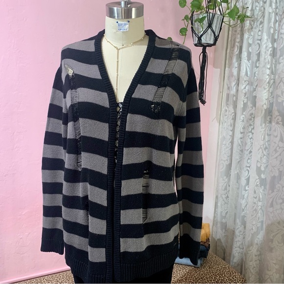 Volcom ~ striped cardigan ~ S - Picture 4 of 12